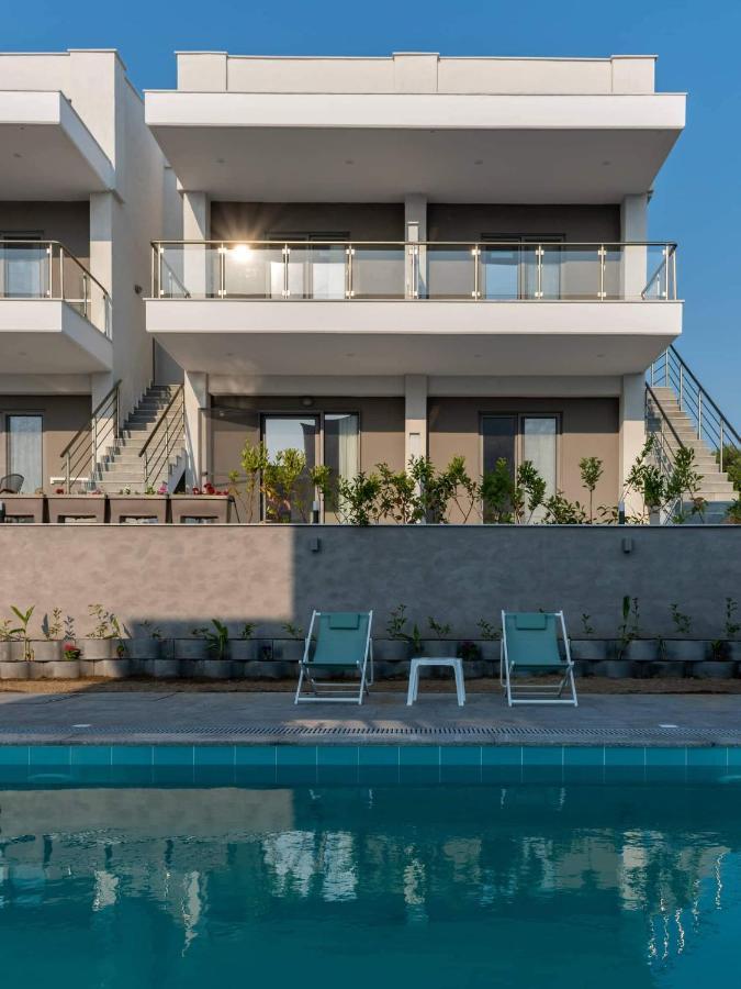 Heraclea Luxury Suites 尼亚伊拉克利亚 外观 照片
