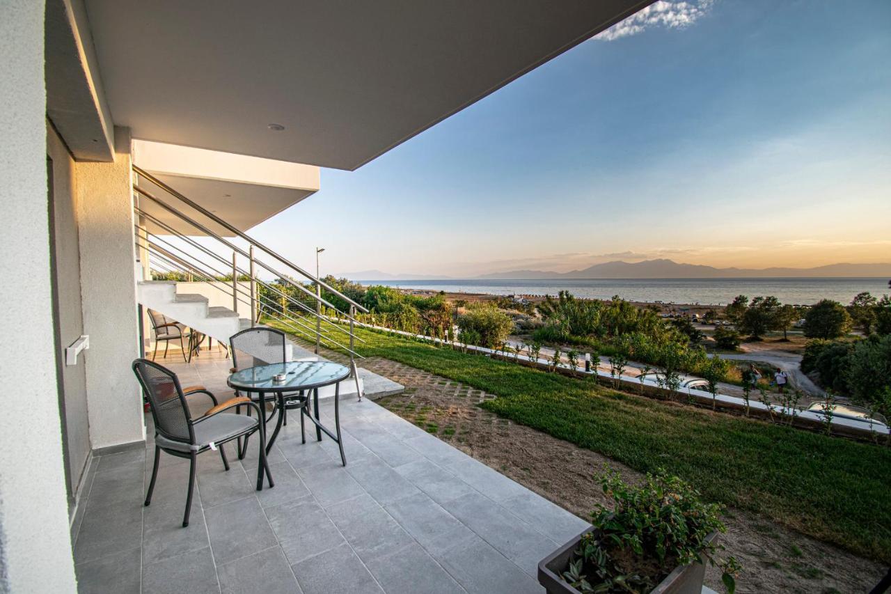 Heraclea Luxury Suites 尼亚伊拉克利亚 外观 照片